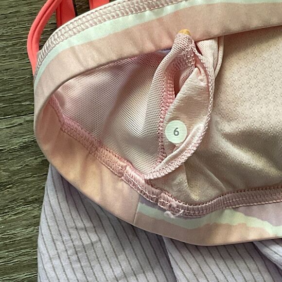 LULULEMON Slay The Studio 2-In-1 Tank Athletic Bra‎ B/C Cup Yoga Gym Size 6 - Picture 4 of 4